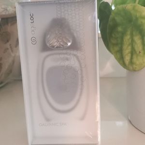 ageLOC Galvanic Spa Device